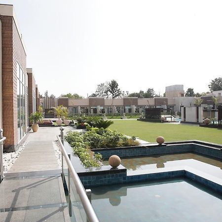 Oodles Hotel Νέο Δελχί Εξωτερικό φωτογραφία
